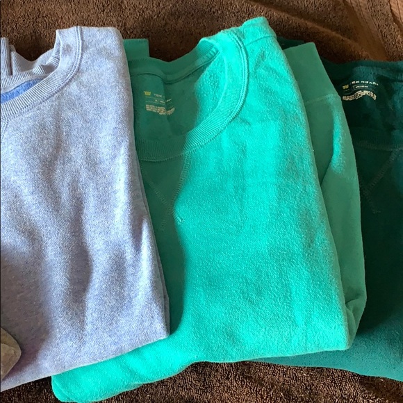 Sweaters - Picture 3 of 5